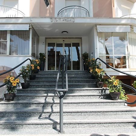 Hotel Escorial Cervia Exteriér fotografie
